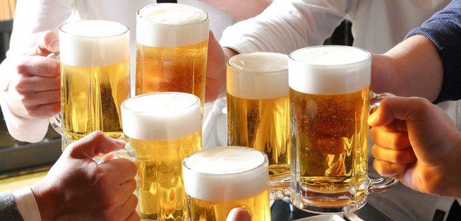 Uống bia giảm cân, cách uống bia giảm cân, uống bia giảm cân có hiệu quả không, cách uống bia giảm cân